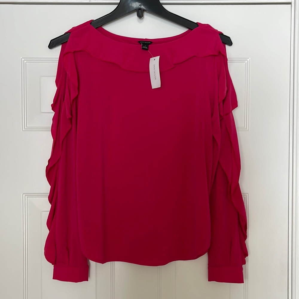 Anna Taylor long selved blouse hot pink